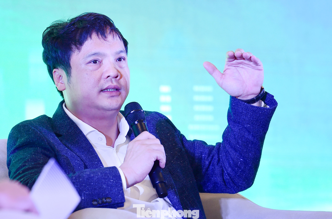 Anh Nguyễn Văn Khoa chia sẻ tại chương trình. Ảnh: Xuân Tùng