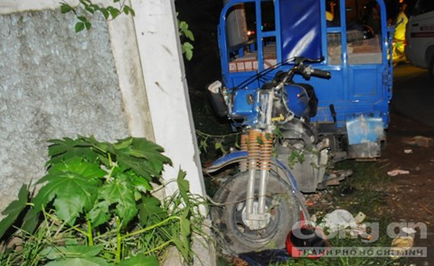 BẢN TIN ATGT: Công nhân sơn đường tử nạn dưới bánh xe tải ảnh 5