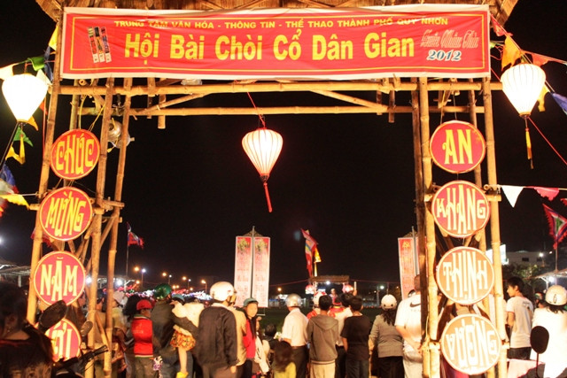 Hội bài chòi
