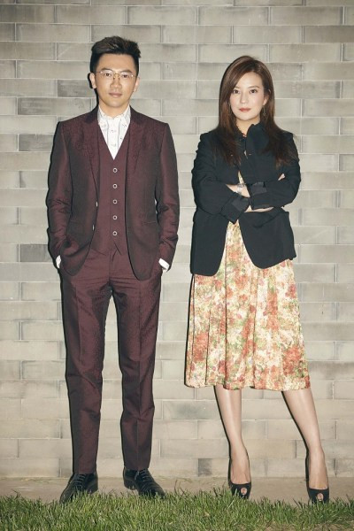 Triệu Vy, Tô Hữu Bằng nắm tay thân thiết khi hội ngộ ảnh 3