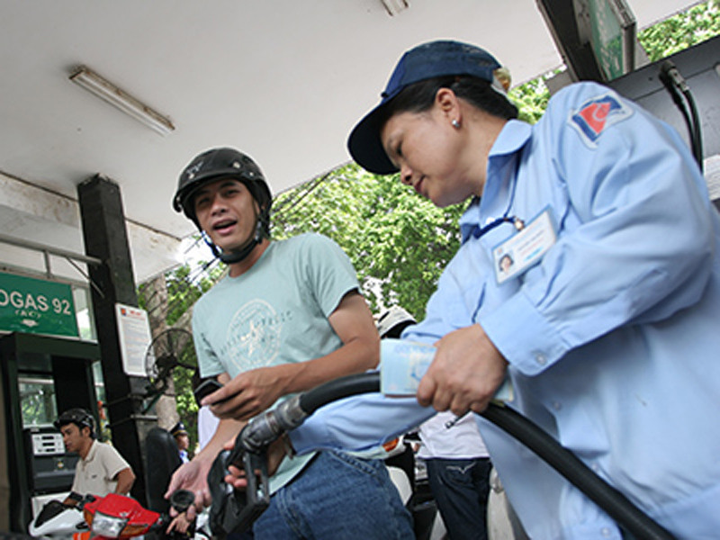 Giá xăng đang ở mức cao