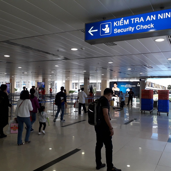 Sân bay Tân Sơn Nhất thông thoáng sáng 29 Tết ảnh 17