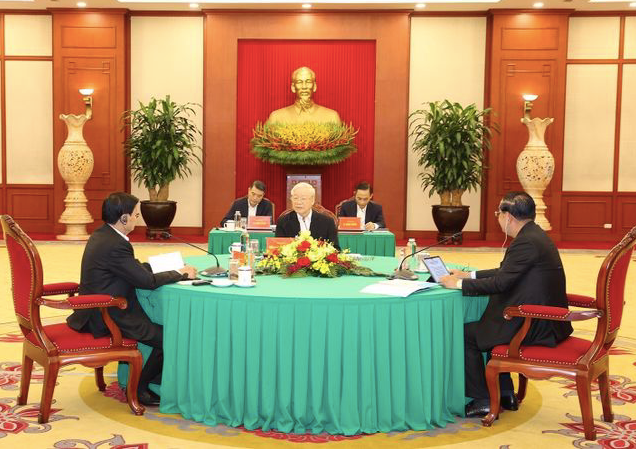 Tổng Bí thư Nguyễn Phú Trọng trong cuộc gặp gỡ, hội đàm với Lãnh đạo Lào và Campuchia tại Hà Nội năm 2023. (Ảnh: TTXVN)