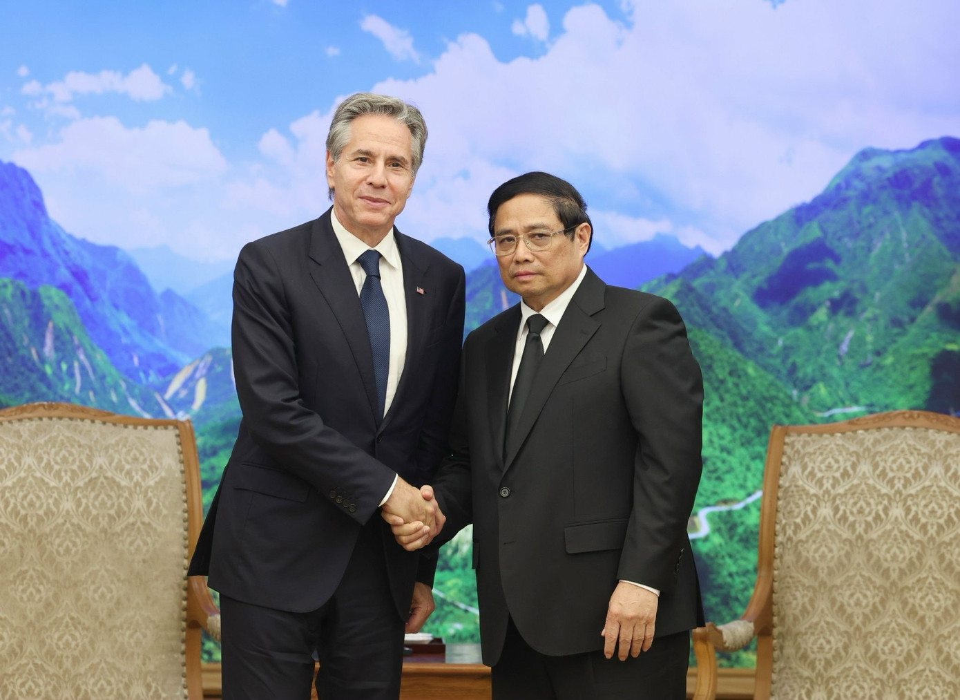 Thủ tướng Phạm Minh Chính tiếp Ngoại trưởng Mỹ Antony Blinken, tối 27/7. (Ảnh: Nhật Minh) Thủ tướng Phạm Minh Chính tiếp Ngoại trưởng Mỹ Antony Blinken, tối 27/7. (Ảnh: Nhật Minh)