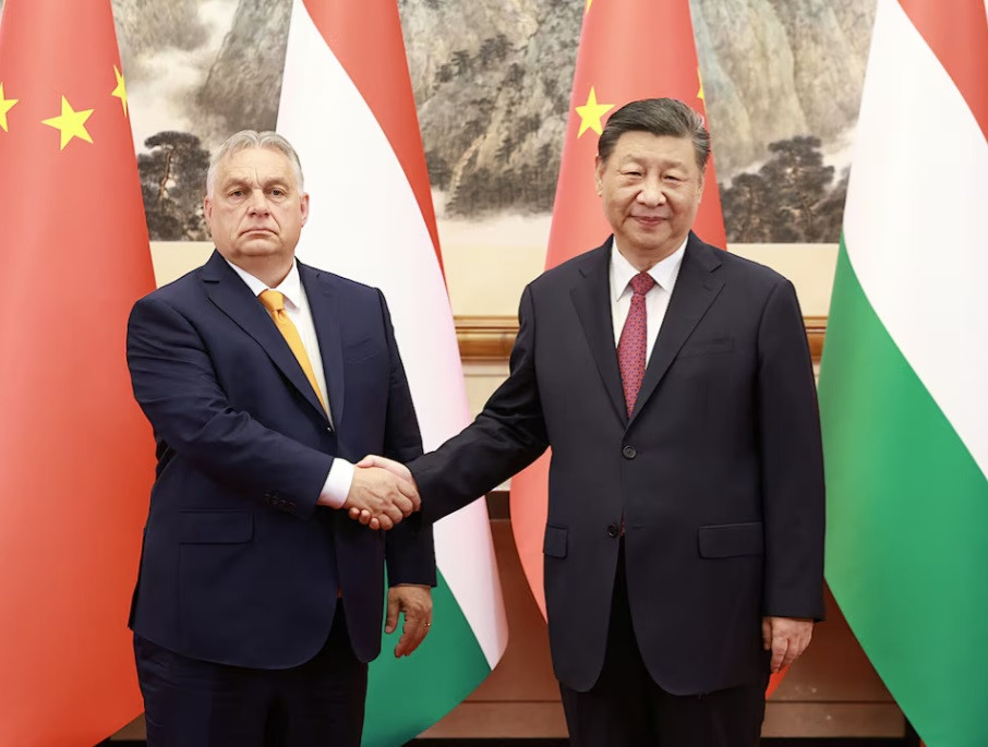Thủ tướng Hungary Viktor Orban trong cuộc gặp Chủ tịch Trung Quốc Tập Cận Bình tại Bắc Kinh, ngày 8/7. (Ảnh: China Daily) Thủ tướng Hungary Viktor Orban trong cuộc gặp Chủ tịch Trung Quốc Tập Cận Bình tại Bắc Kinh, ngày 8/7. (Ảnh: China Daily)