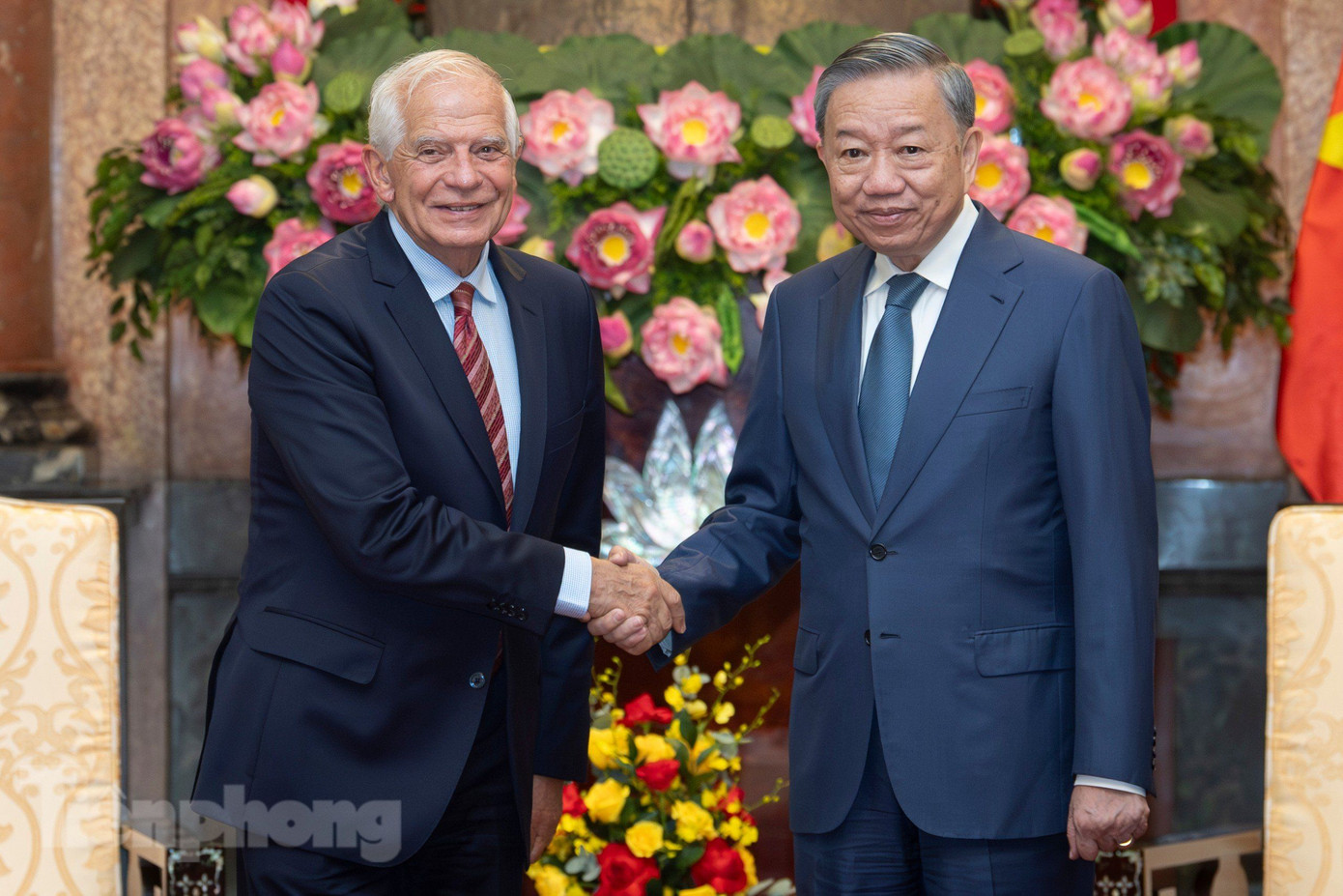 Đại diện cấp cao Liên minh châu Âu (EU) về chính sách đối ngoại và an ninh Josep Borrell Fontelles hội kiến Chủ tịch nước Tô Lâm. (Ảnh: Như Ý)