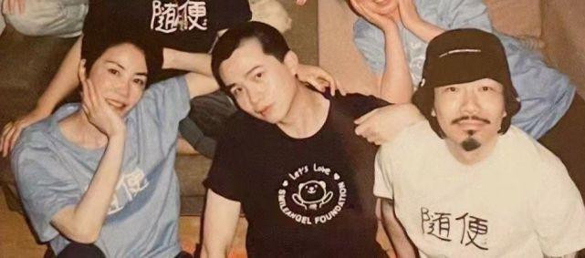 Trước đó, Vương Phi bị đồn có tình trẻ mới.