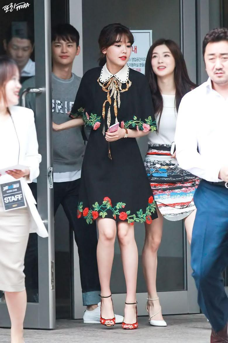 Sooyoung - SNSD (172cm) Sooyoung - SNSD (172cm)