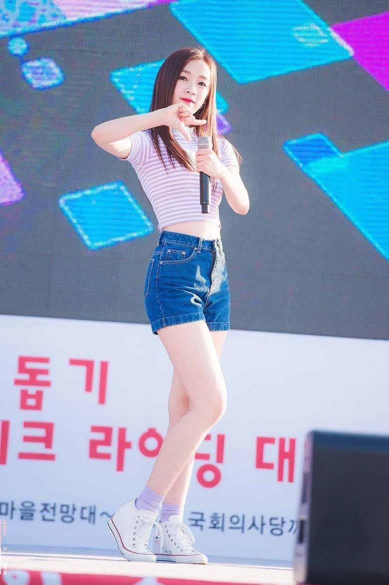 Jinsol - APRIL (169cm) Jinsol - APRIL (169cm)