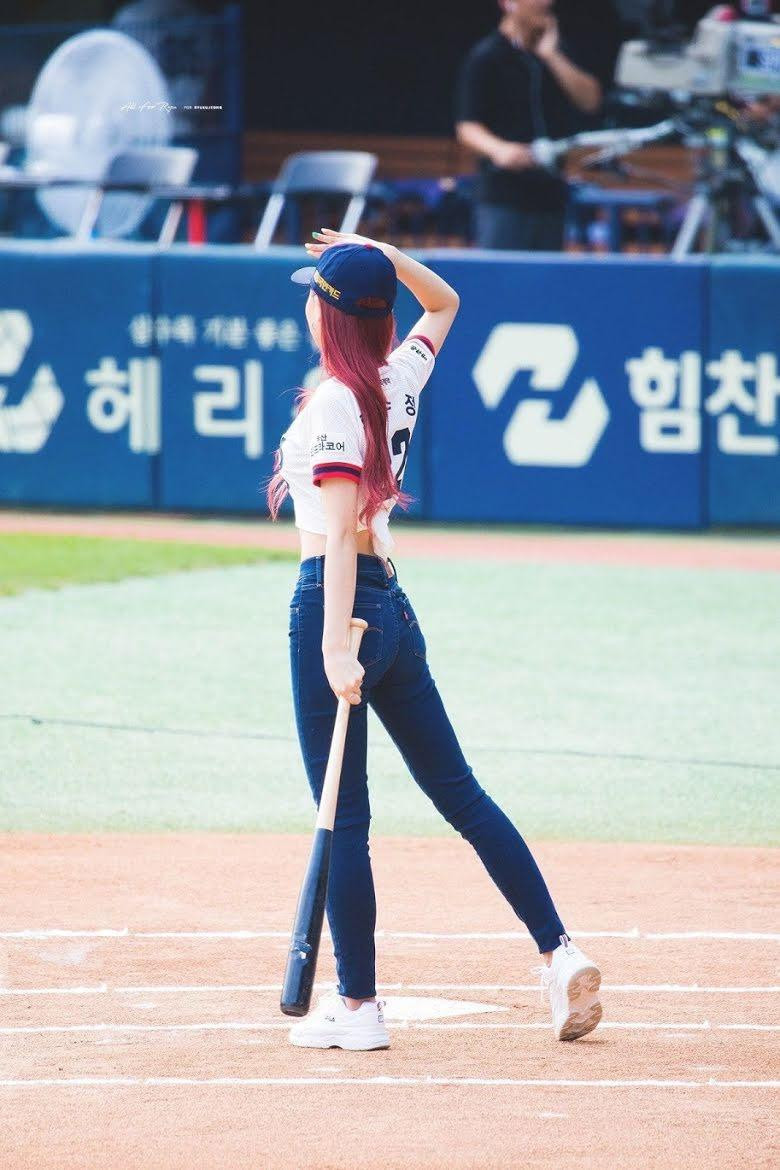 Sujeong - Lovelyz (168cm) Sujeong - Lovelyz (168cm)