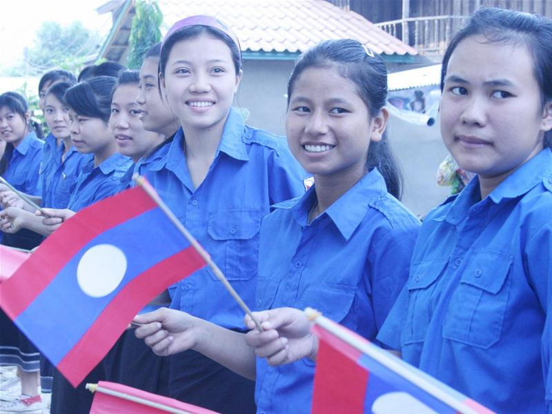 Thanh niên Xiêng Khoảng đón đoàn đại biểu Thanh niên Việt Nam - Ảnh: Phương Hiếu Thanh niên Xiêng Khoảng đón đoàn đại biểu Thanh niên Việt Nam - Ảnh: Phương Hiếu