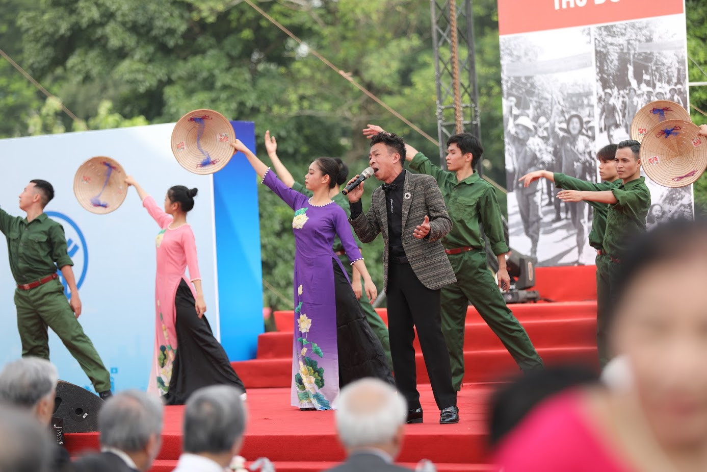 Hoàng thành sống lại ký ức tháng 10 lịch sử 65 năm trước ảnh 6