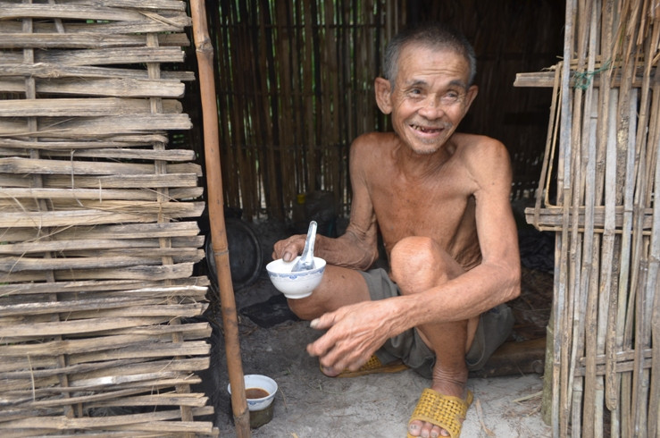 Bữa cơm đạm bạc trong của ông Để