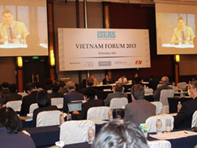 Quang cảnh Diễn đàn Việt Nam ngày 30/10/2013. (Ảnh: Kim Yến/Vietnam+)