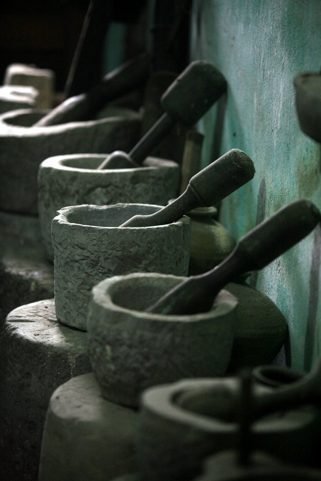 Cối giã gạo đã là nét văn hóa phồn thực của văn hóa Việt, đại diện cho nền văn minh lúa nước. Cối giã gồm có chày và cối tượng trưng cho “âm dương, hợp cách” chỉ sự sinh sôi, là gốc rễ của mọi nền văn hóa. 