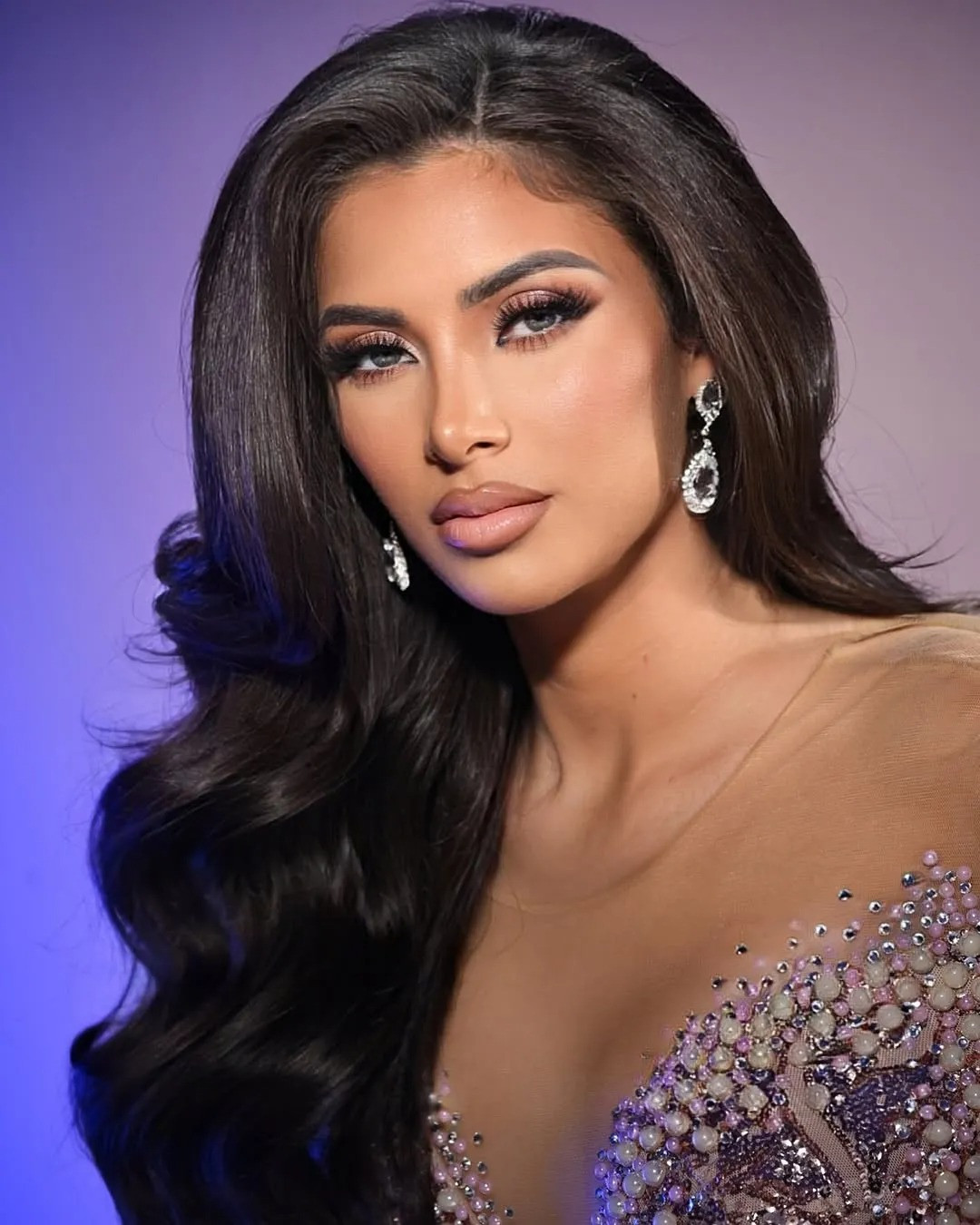 Valeria Melendez từ bỏ danh hiệu Hoa hậu Trái Đất Puerto Rico 2025 sau 5 tháng đăng quang. Valeria Melendez từ bỏ danh hiệu Hoa hậu Trái Đất Puerto Rico 2025 sau 5 tháng đăng quang.