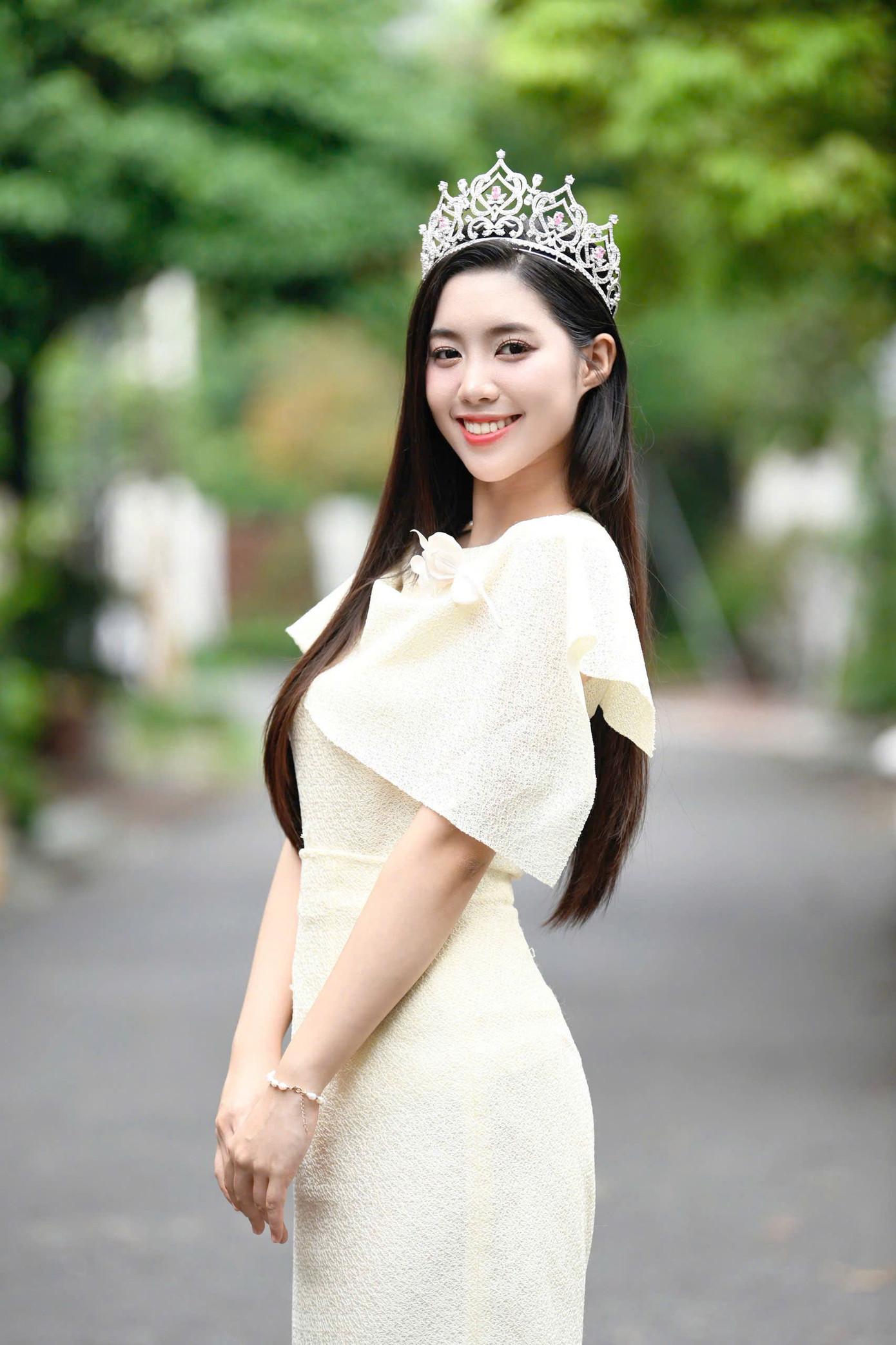 Nhan sắc Á hậu Châu Anh sau khi đăng quang. Ảnh: Như Ý. Nhan sắc Á hậu Châu Anh sau khi đăng quang. Ảnh: Như Ý.