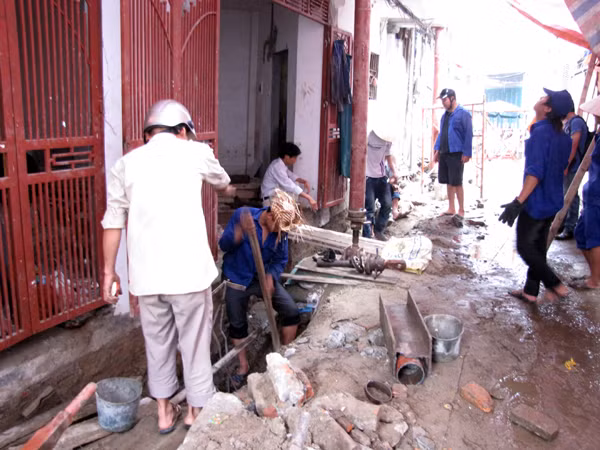 Dự kiến sẽ mất khoảng 2 tháng để đưa hai tòa nhà về trạng thái an toàn vĩnh viễn
