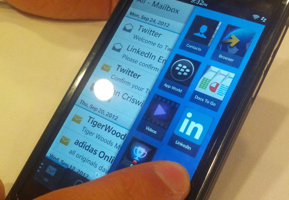 BlackBerry 10 phải chờ đến năm 2013 mới được trình làng. BlackBerry 10 phải chờ đến năm 2013 mới được trình làng