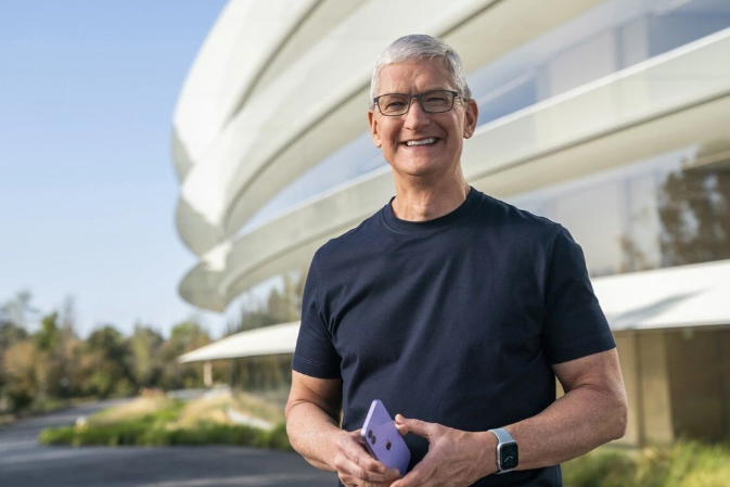 CEO Apple Tim Cook (ảnh: CNBC).