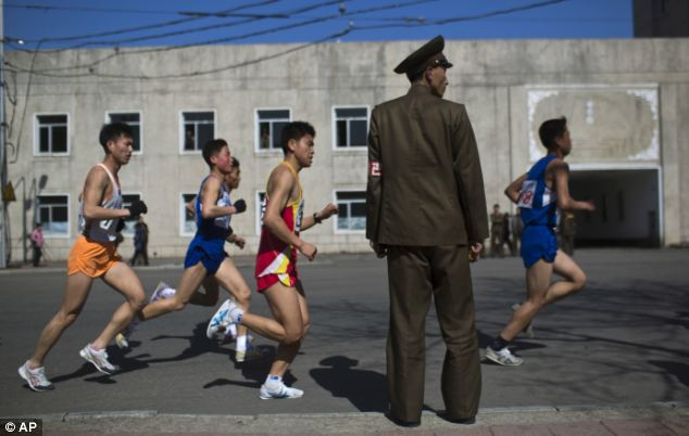 Cuộc thi diễn ra nhân dịp kỷ niệm 101 năm ngày sinh cố chủ tịch Kim Nhật Thành 