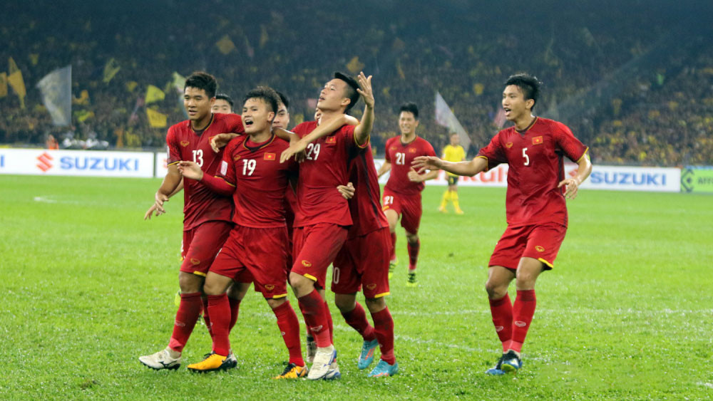 Tuyển Việt Nam vô địch AFF Cup 2018 sau 10 năm chờ đợi ảnh 24 Tuyển Việt Nam vô địch AFF Cup 2018 sau 10 năm chờ đợi ảnh 24