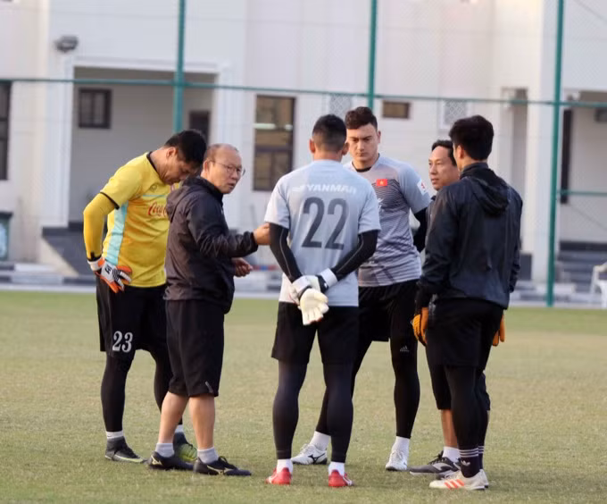 Hình ảnh đội tuyển Việt Nam luyện binh trên đất Qatar ảnh 11