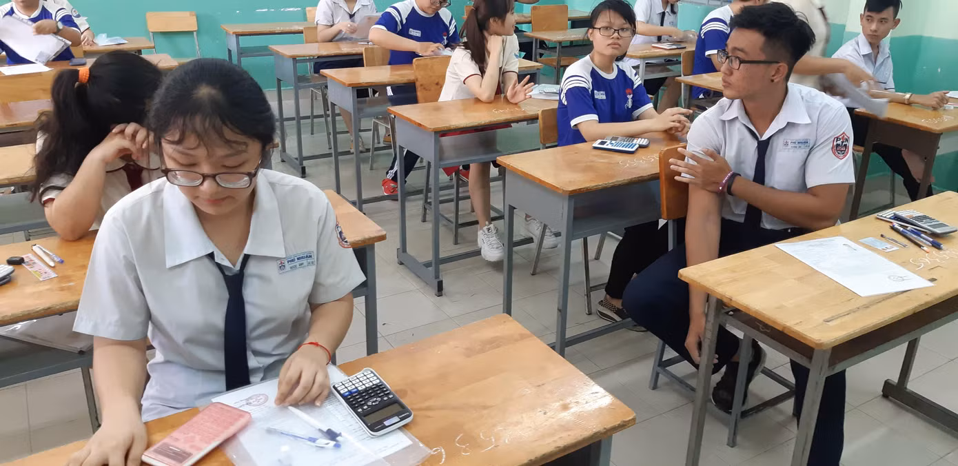Chuyên gia nhận xét đề Tiếng Anh: Dễ hơn năm ngoái, có tính phân loại cao ảnh 4