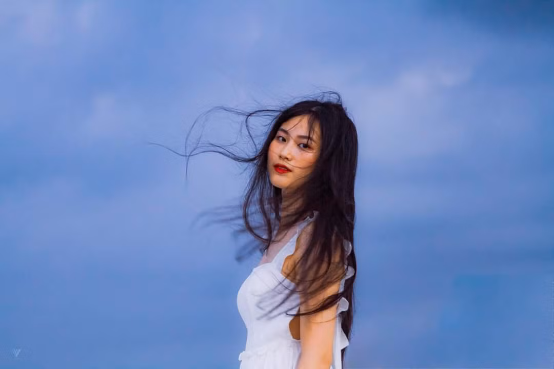 Nhan sắc Hoa khôi Nét đẹp sinh viên Đại học Tài chính- Marketing ảnh 6