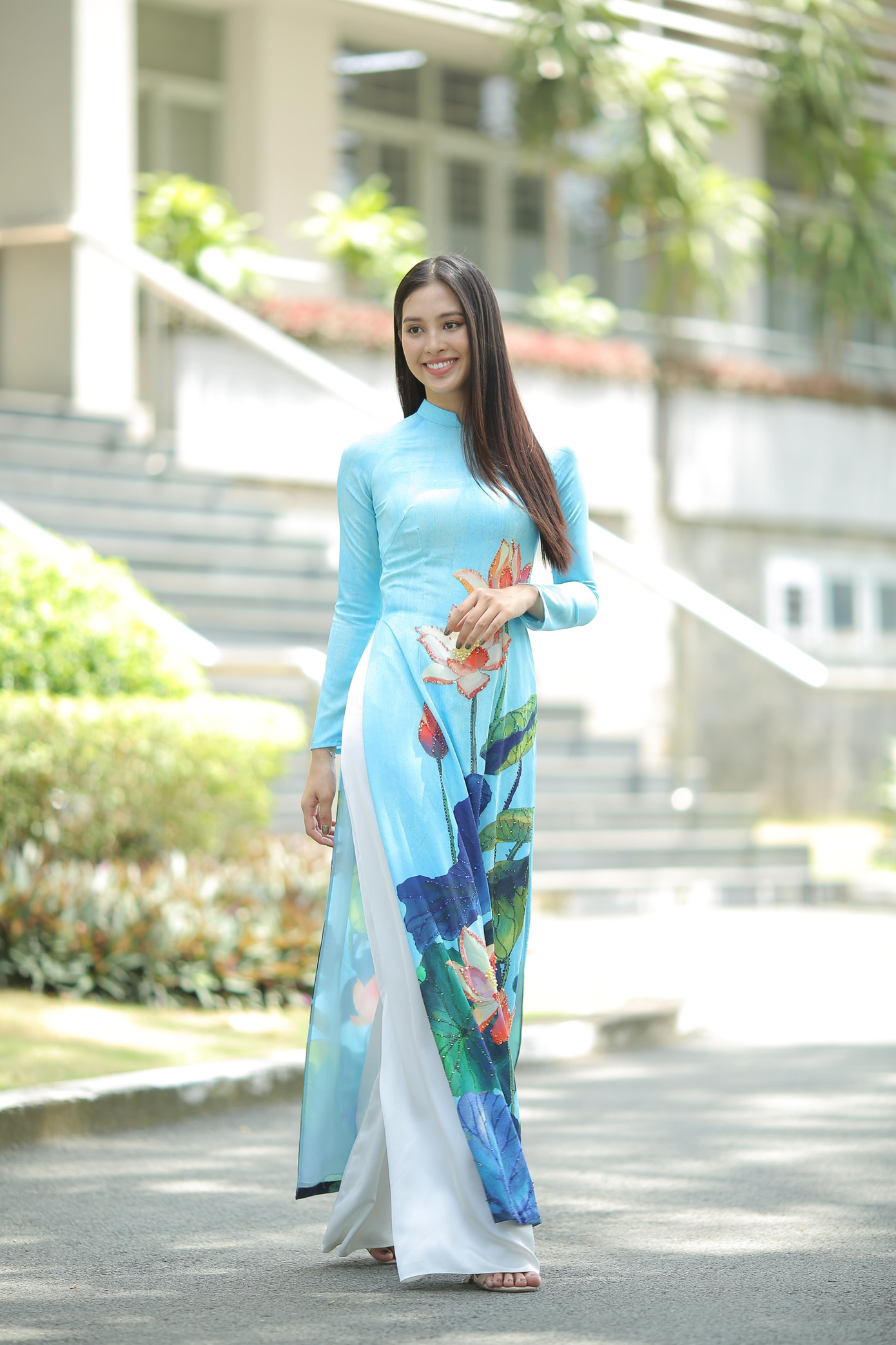 Hoa hậu Tiểu Vy làm Đại sứ Sinh viên Trường ĐH Sư phạm Kỹ thuật TPHCM ảnh 7