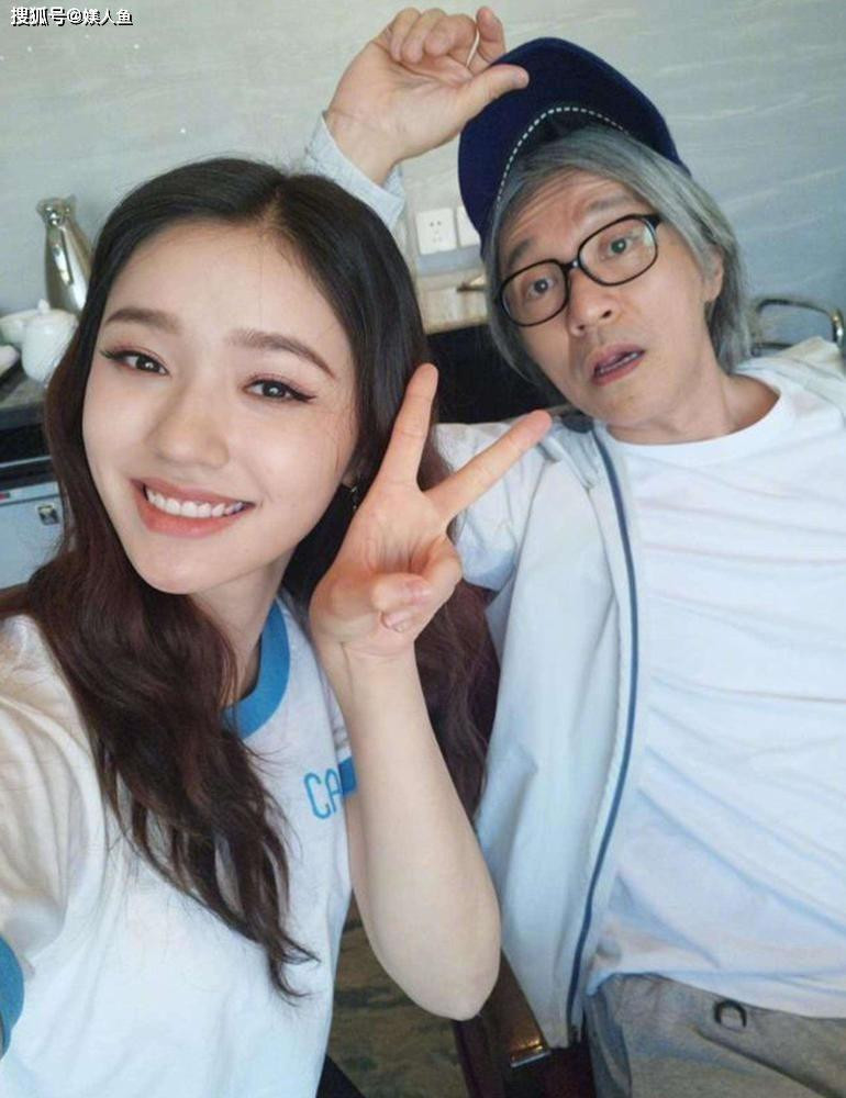 Lâm Duẫn là một trong ba nghệ sĩ hiếm hoi gửi lời chúc mừng sinh nhật Châu Tình Trì (Ảnh: Weibo). Lâm Duẫn là một trong ba nghệ sĩ hiếm hoi gửi lời chúc mừng sinh nhật Châu Tình Trì (Ảnh: Weibo).