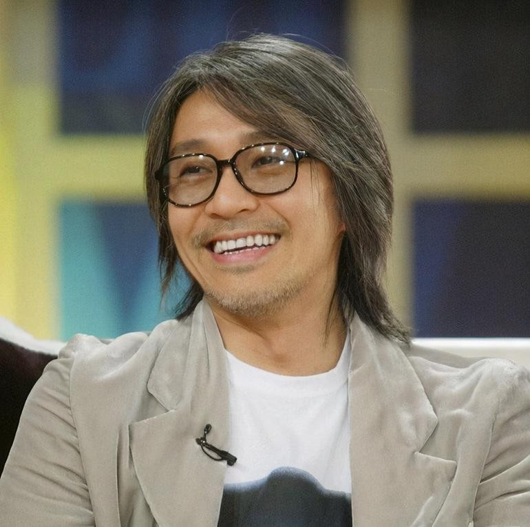 Châu Tinh Trì là "vua hài" nức tiếng làng giải trí châu Á (Ảnh: HK01). Châu Tinh Trì là "vua hài" nức tiếng làng giải trí châu Á (Ảnh: HK01).