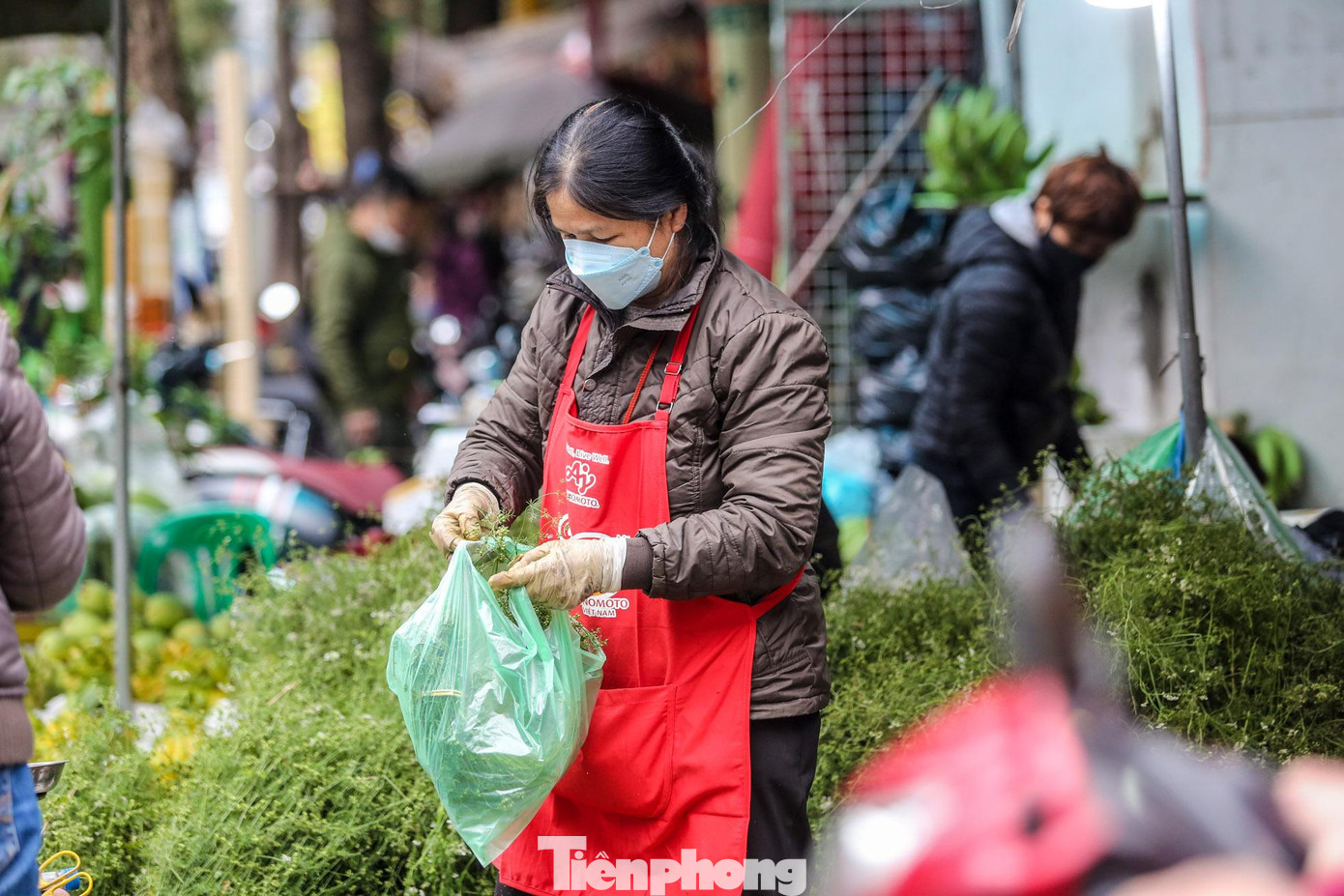 Khi đun lá mùi già lên, cho mùi thơm ngan ngát, cay cay, rất riêng biệt.
