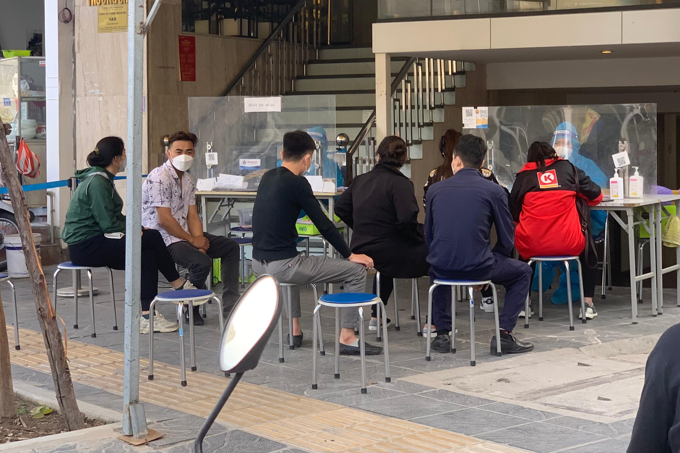 Với xét nghiệm nhanh, kết quả có sau 20 phút và có hiệu lực trong 48 giờ. Với xét nghiệm PCR, kết quả có sau 12 tiếng và có hiệu lực trong 72 giờ. Với xét nghiệm nhanh, kết quả có sau 20 phút và có hiệu lực trong 48 giờ. Với xét nghiệm PCR, kết quả có sau 12 tiếng và có hiệu lực trong 72 giờ.