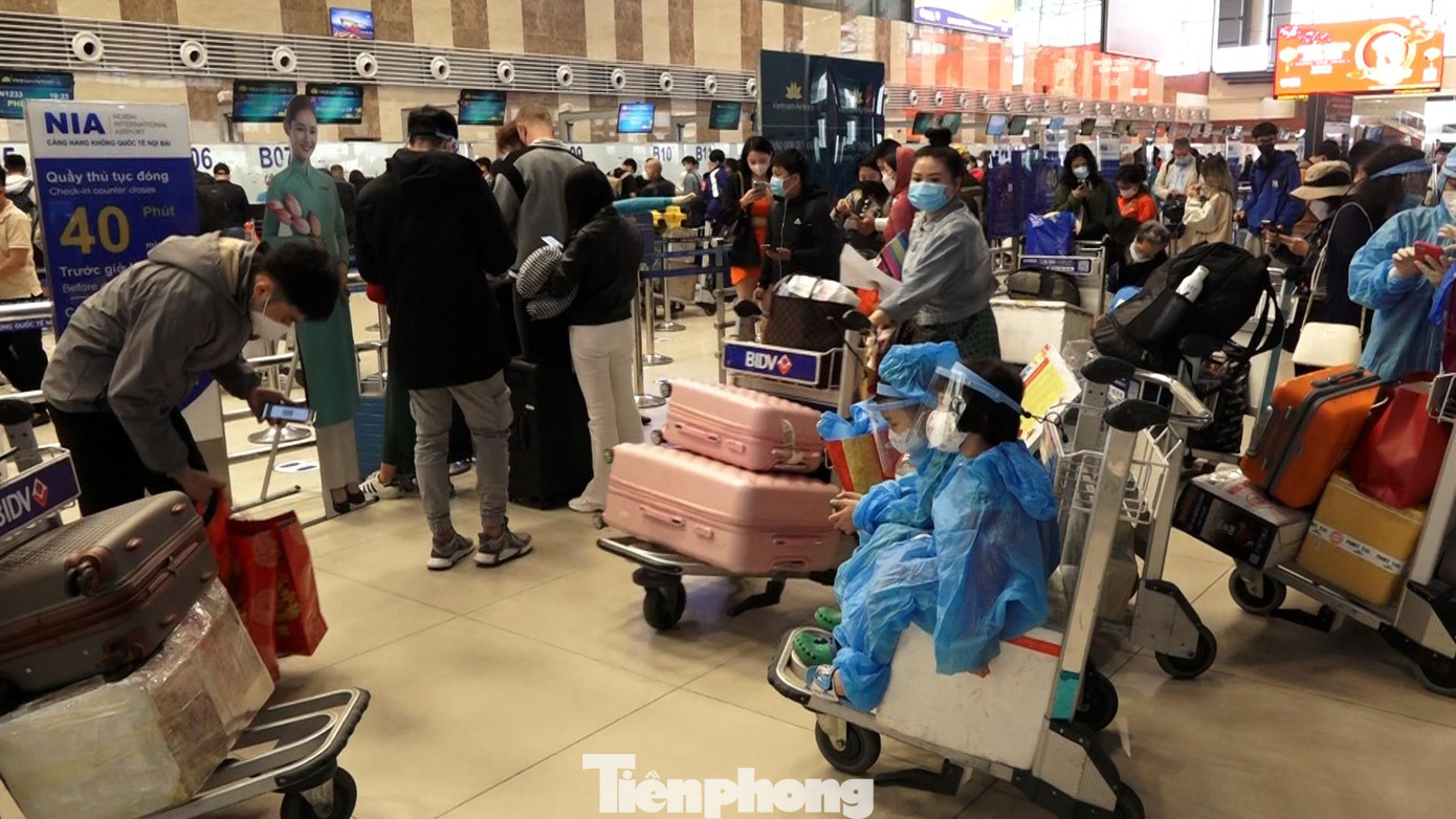 Dự kiến, những ngày tới lượng khách đến sân bay sẽ còn tăng mạnh.