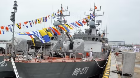 Tàu HQ 273