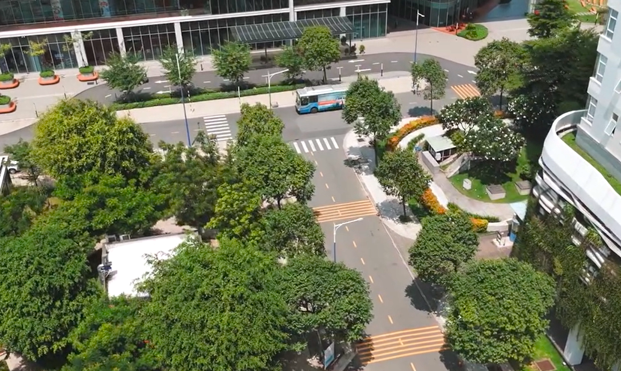 Tuyến 61-77 được chia thành hai tuyến, gồm 61-77A (tuyến dài) và 61-77B (tuyến ngắn). Tuyến 61-77 được chia thành hai tuyến, gồm 61-77A (tuyến dài) và 61-77B (tuyến ngắn).