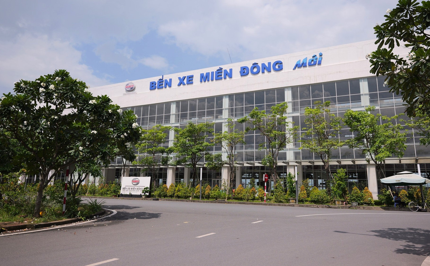 Hướng Go!Dĩ An → Bến xe Miền Đông mới 4 chuyến/ngày. Hướng Bến xe Miền Đông mới → Go!Dĩ An 4 chuyến/ngày. Thời gian di chuyển khoảng 20 phút/chuyến. Hướng Go!Dĩ An → Bến xe Miền Đông mới 4 chuyến/ngày. Hướng Bến xe Miền Đông mới → Go!Dĩ An 4 chuyến/ngày. Thời gian di chuyển khoảng 20 phút/chuyến.