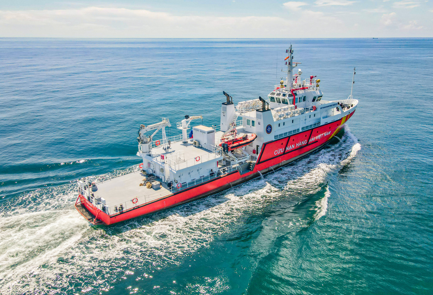 Tàu chuyên dụng tìm kiếm cứu nạn SAR 631 hiện đại nhất Việt Nam. Ảnh: Trung tâm PHTKCNHHVN. Tàu chuyên dụng tìm kiếm cứu nạn SAR 631 hiện đại nhất Việt Nam. Ảnh: Trung tâm PHTKCNHHVN.