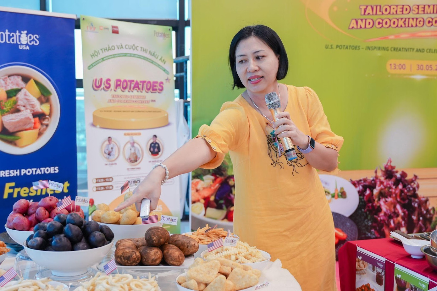 Chú trọng đào tạo thực tiễn, tạo nền tảng hội nhập vững vàng cho sinh viên.