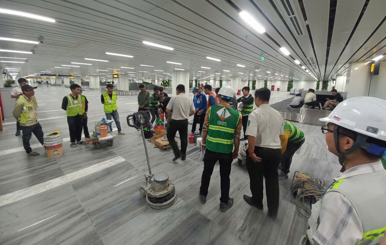 Nền đá nhà ga T3 - Cảng HKQT Tân Sơn Nhất sẽ được hoàn thiện vào cuối tháng 6. Ảnh: NTCC. Nền đá nhà ga T3 - Cảng HKQT Tân Sơn Nhất sẽ được hoàn thiện vào cuối tháng 6. Ảnh: NTCC.