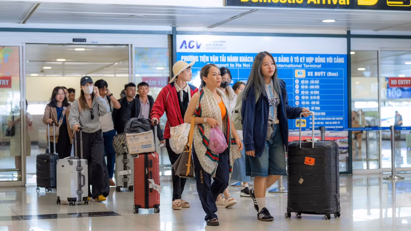 Có hơn 600 lượt chuyến bay tại Nội Bài, bao gồm 325 chuyến bay nội địa và 277 chuyến bay quốc tế. Ảnh: NIA.