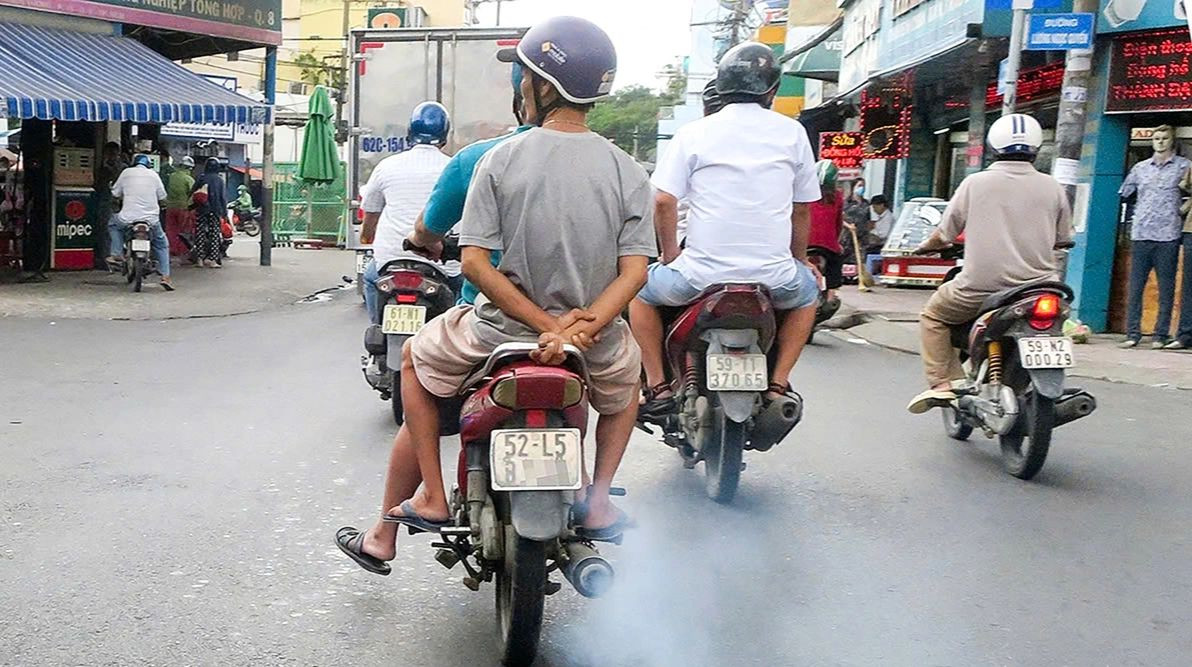 Một trong những nguyên nhân chính gây ô nhiễm không khí là do hoạt động giao thông vận tải. Ảnh: T.T.D.