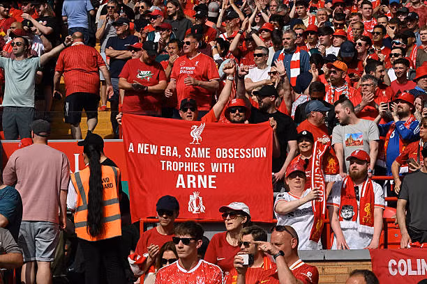 Liverpool và Arsenal bất phân thắng bại ảnh 21