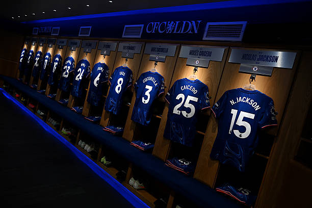 Liverpool thua đậm Chelsea sau khi đã vô địch Ngoại hạng ảnh 2 Liverpool thua đậm Chelsea sau khi đã vô địch Ngoại hạng ảnh 2