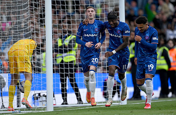 Liverpool thua đậm Chelsea sau khi đã vô địch Ngoại hạng ảnh 35 Liverpool thua đậm Chelsea sau khi đã vô địch Ngoại hạng ảnh 35