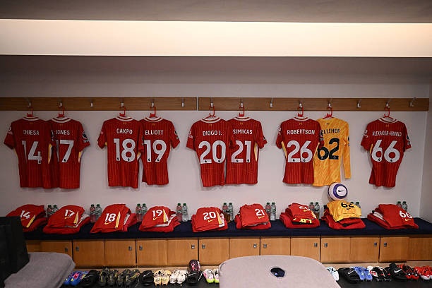 Liverpool thua đậm Chelsea sau khi đã vô địch Ngoại hạng ảnh 4 Liverpool thua đậm Chelsea sau khi đã vô địch Ngoại hạng ảnh 4