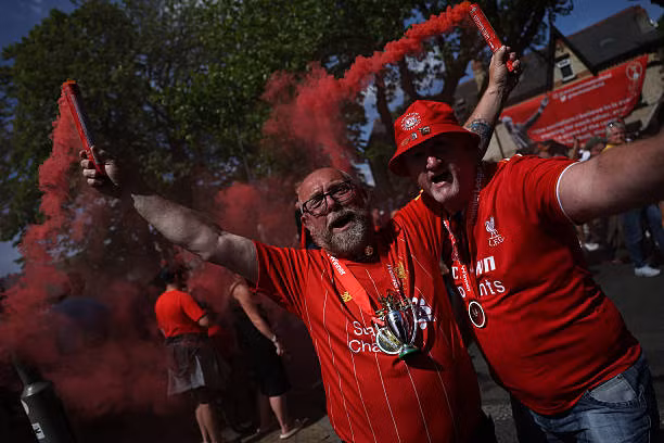 Liverpool và Arsenal bất phân thắng bại ảnh 13