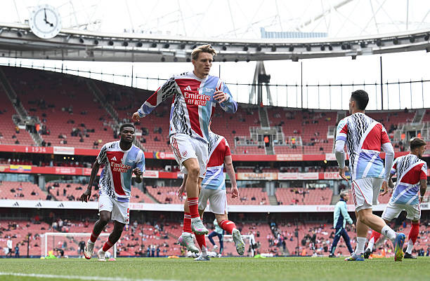 Siêu phẩm của Declan Rice giúp Arsenal giành vé dự Champions League ảnh 21