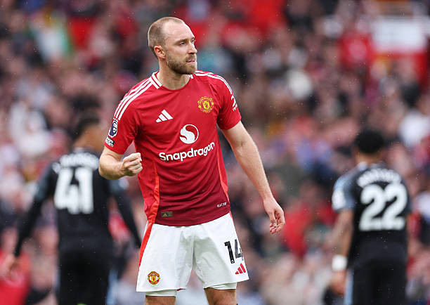 MU phá hỏng giấc mơ dự cúp C1 của Aston Villa ảnh 31